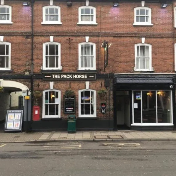 The Pack Horse, מלון בלאות'