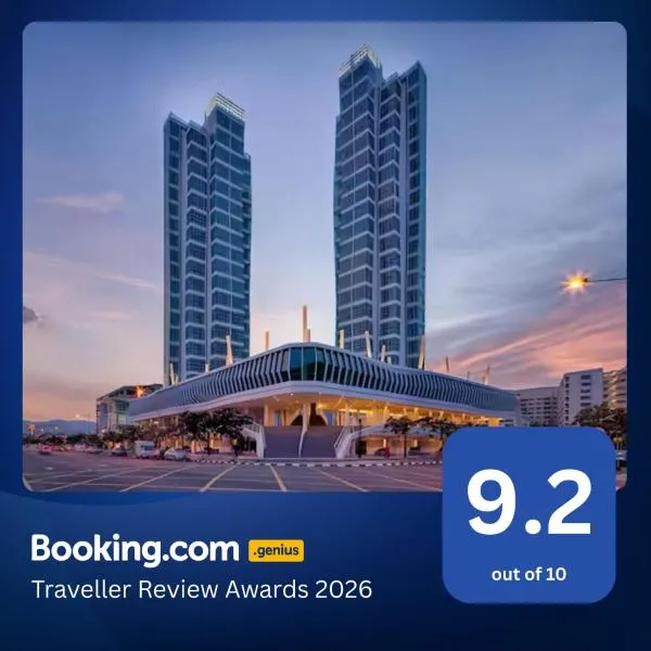 Maritime Suites Penang، فندق في Jelutong