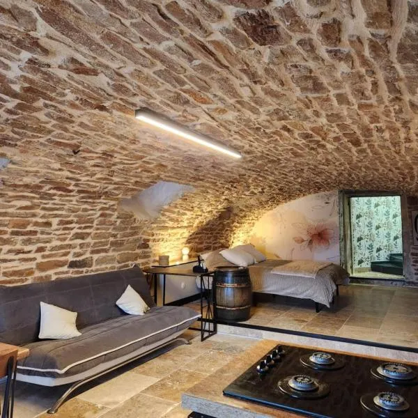 Gîte de Burgy, hotel v destinaci Burgy