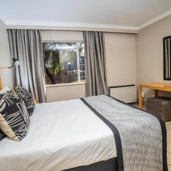 Carousel Eco Estate، فندق في Temba