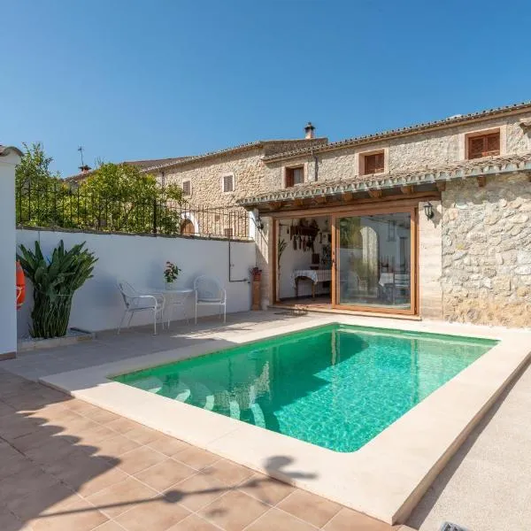 Es Pujols โรงแรมในกัมปาเนต