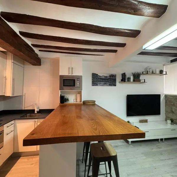 Encantador apartamento en el corazón de Pamplona, hotel v destinaci Pamplona