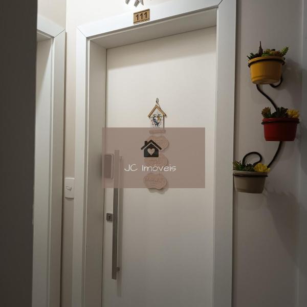 Apt 111 - Temporada