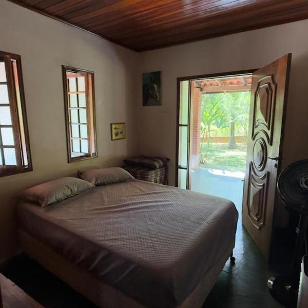 Linda Chácara com Piscina e WiFi para até 20 hóspedes - Foto 2