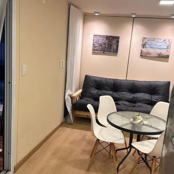 Casa container Hermosa zona: Paraná'da bir otel