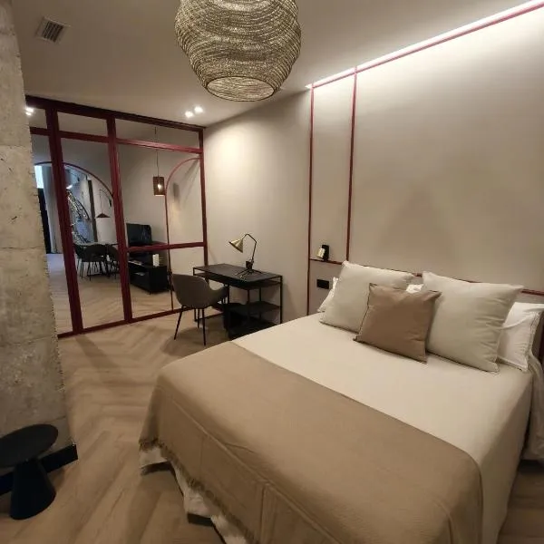 Castelar Urban Suites, готель у місті Бадахос