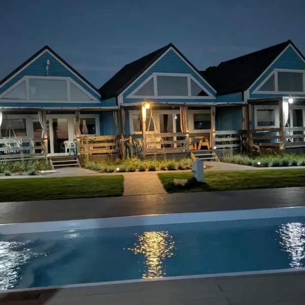 Domki Rekreacyjne "Błękitne Wzgórze" – hotel w mieście Żałe