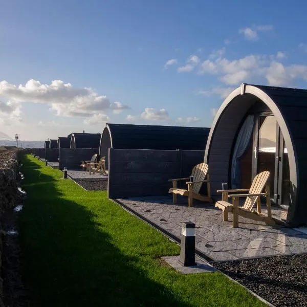Bayview Glamping Pods Kerry, khách sạn ở Ballyheigue