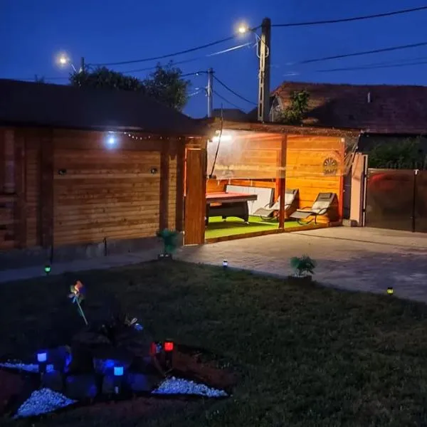 Sunset Oasis, hotel in Dătăşeni