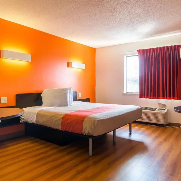 Motel 6-Jonesboro, GA, hotel in Jonesboro