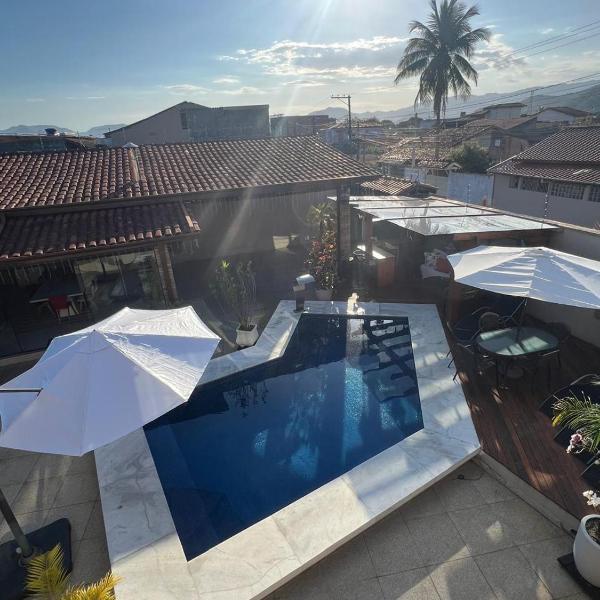 Casa para 12 pessoas com piscina
