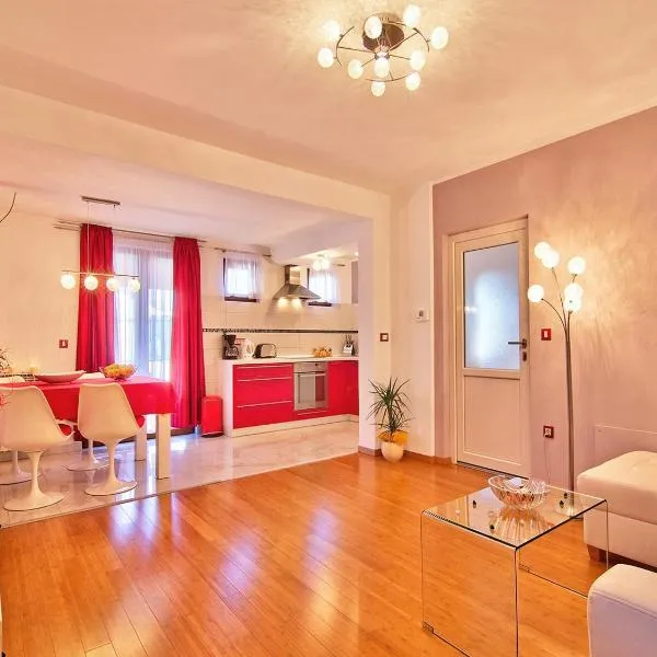 Apartments Cvek, ξενοδοχείο σε Rovinj