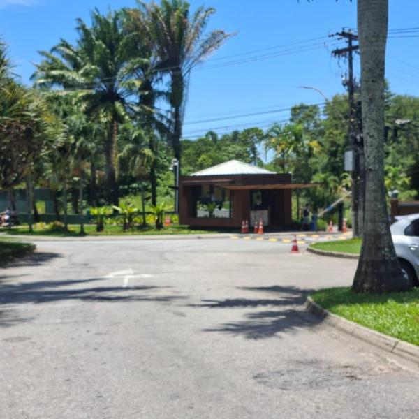 Casa de frente para a praia