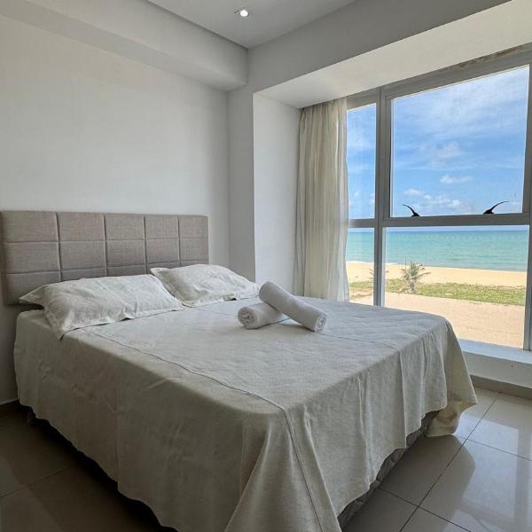 Fernando Pessoa Home Design - Flatsna Beira-Mar de Boa Viagem por Yolo