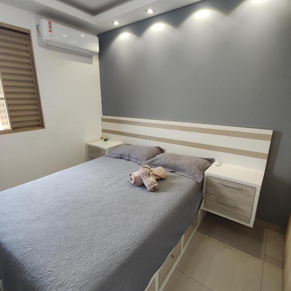 Quarto Privativo Confortável Próximo ao Shopping Pantanal