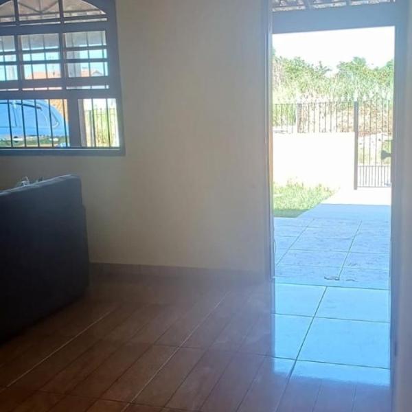 Araruama - Casa ampla e cômoda - 2 camas de casal - Foto 4