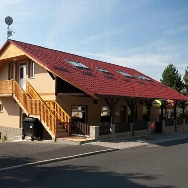 Penzion U Zvonku, hotel en Český Jiřetín