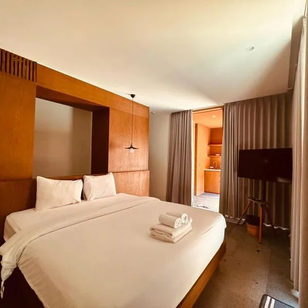 Jaladhi Echo Beach Villa, hotel v mestu Canggu