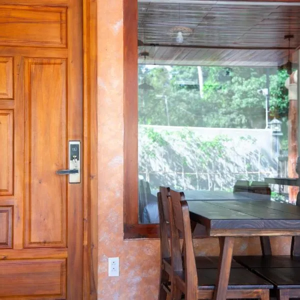 Mango Village, hotel in Phú Quốc