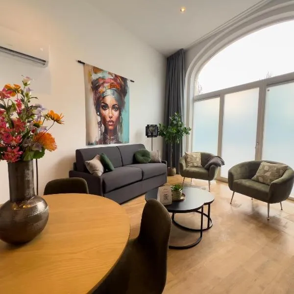 Stylish home near Tilburg city center & Efteling, hotel a Tilburg