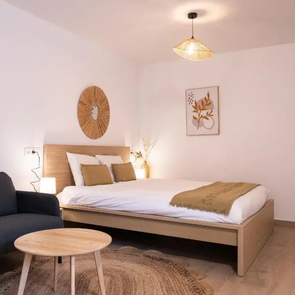 Studio chic proche aéroport et centre-ville, hotel en Charleroi