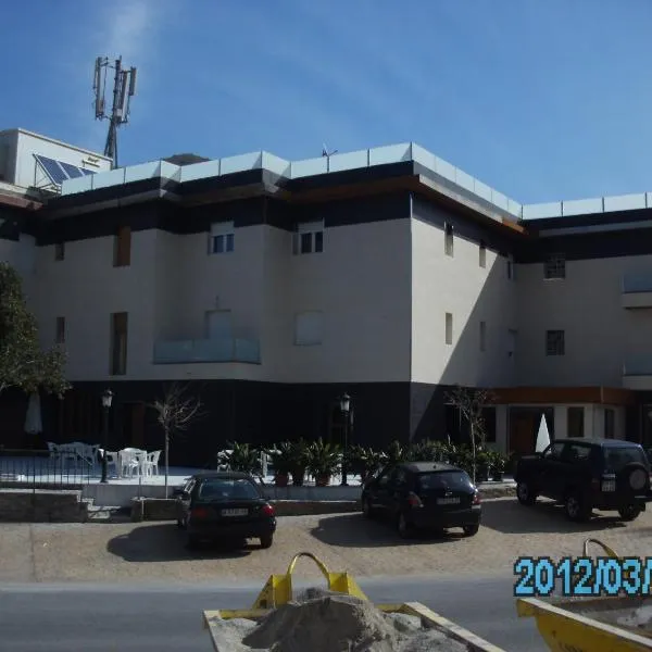 Hotel La Duquesa – hotel w mieście Tocon De Quentar