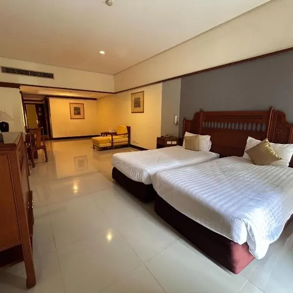 Loei Palace Hotel, hotelli kohteessa Loei