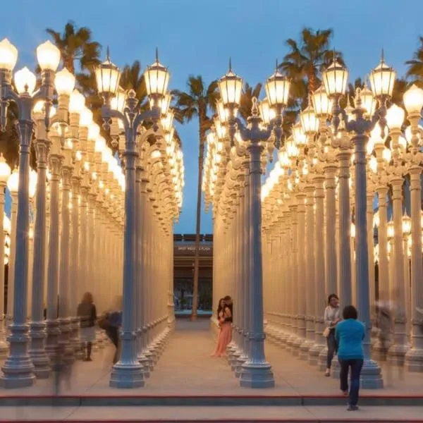 3-Bedroom Luxury Villa Near Dodger Stadium, Downtown LA Free Parking, hotell Los Angeleses