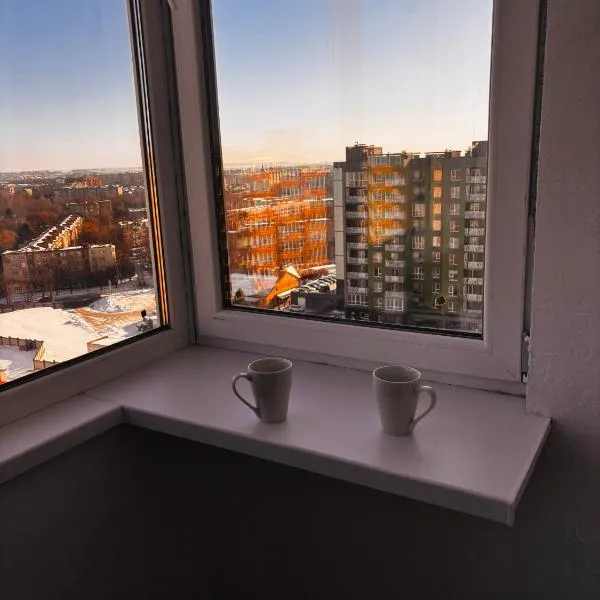 Сучасна видова квартира від власника, hotel din Rivne