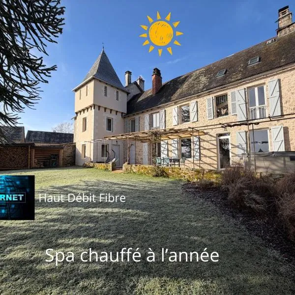 Gîte de charme avec spa sous les étoiles Corrèze, viešbutis mieste La Roche-Canillac