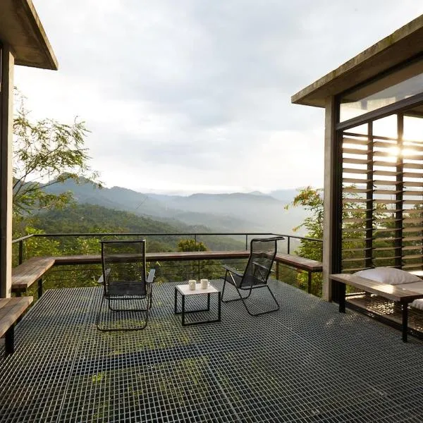Mountain View Getaway House with Pool Lauhaus 1, Hotel in Kuala Kubu Baharu