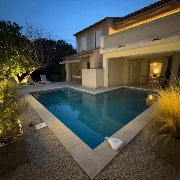 La Villa Du Jardin、ペルヌ・レ・フォンテーヌのホテル
