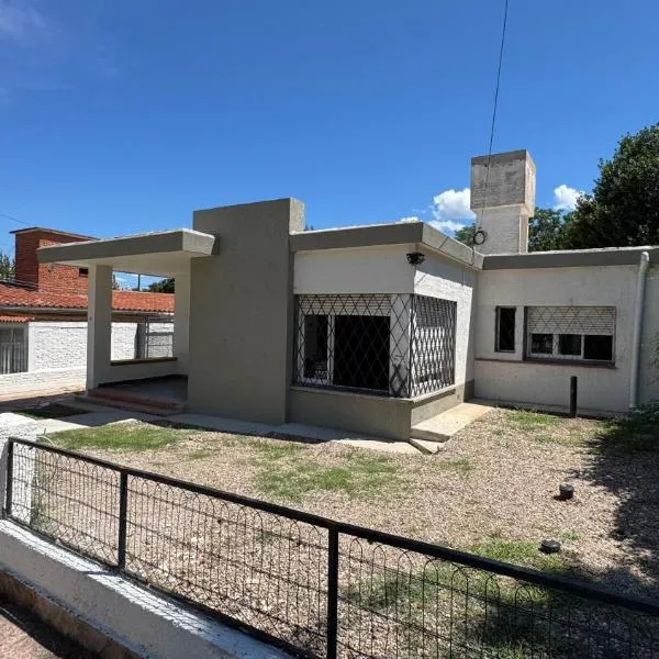 La casa de Rena, готель у місті Санта-Роса-де-Каламучіта