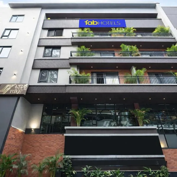 FabHotel Raayara Suites, Hotel in Bangalore