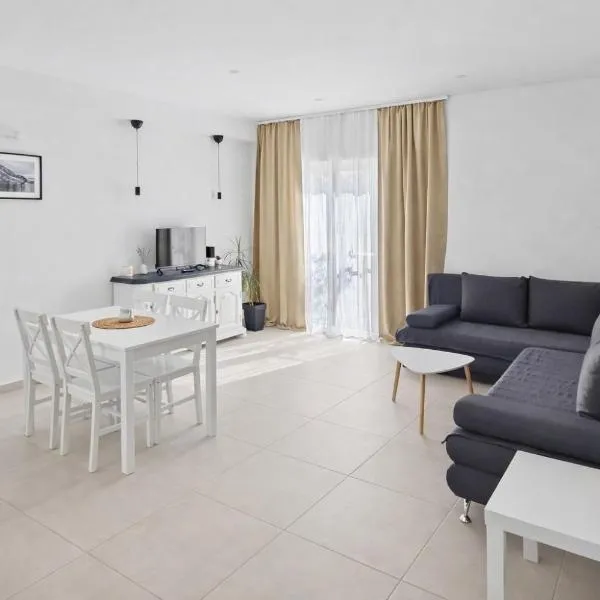 J&B Apartment, hotel in Božava