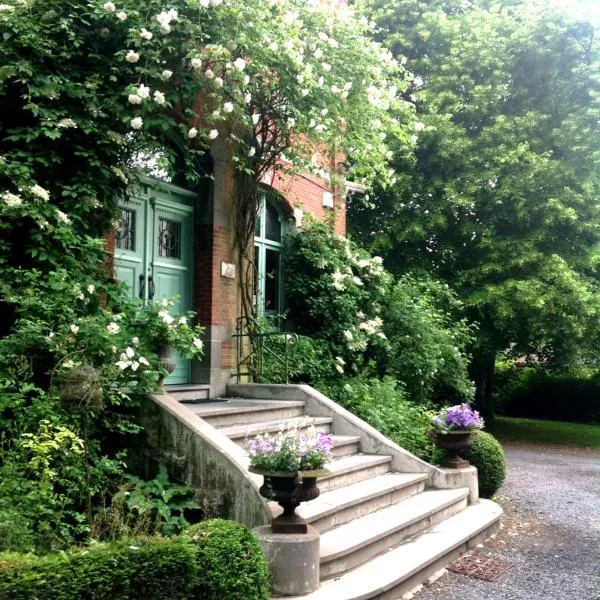 La Roseraie, Hotel in Néchin