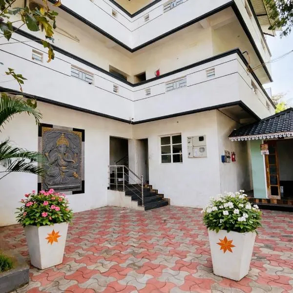 Villa De Grise Stay, hotel i Puducherry