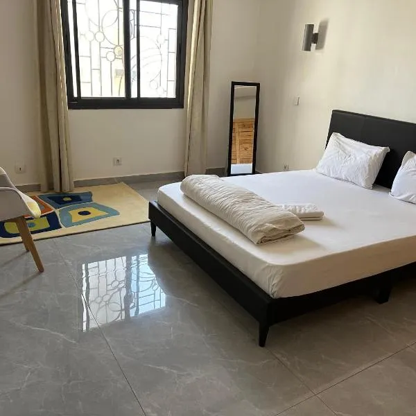 Chambre cosy à Dakar, ξενοδοχείο στο Ντακάρ