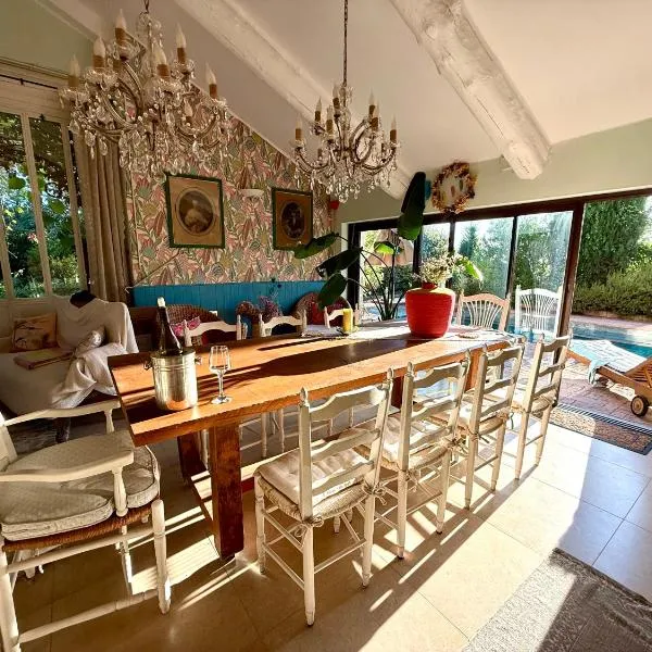 Mas L EPICURE- Charming Provence B&B, Apartment, Pool & Vines, hotel v destinácii Vacqueyras
