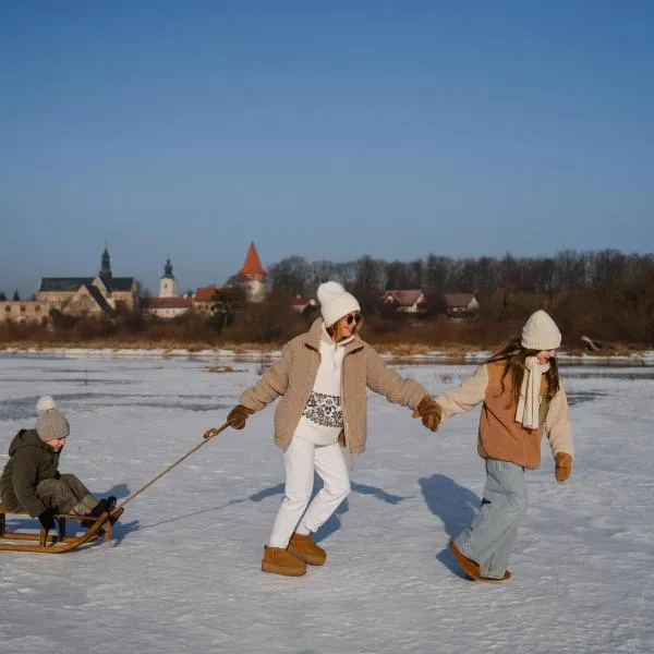 Hotel Podklasztorze, hotel di Sulejow