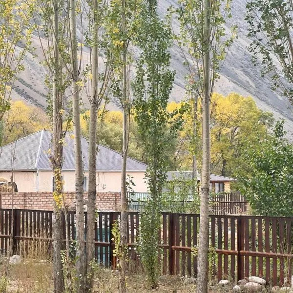 Nazgul huest house, hotel u gradu Kyzyloy