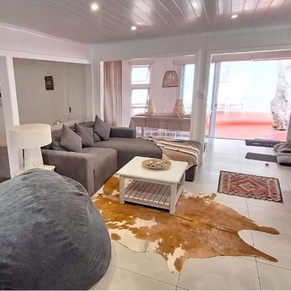 Die Boomhuis. Pearly Beach, hotel a Pearly Beach