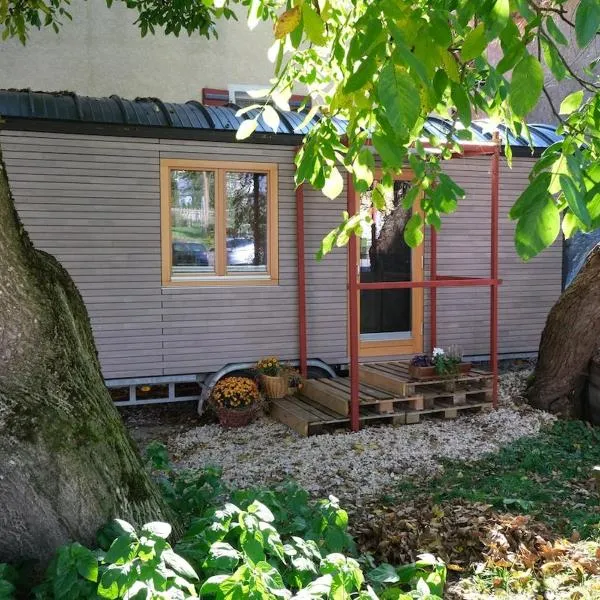 Modernes Tiny House direkt am Bauernhof, Hotel in Hayingen