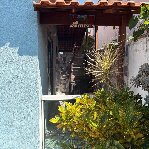 Suite com ar, cozinha, área, churrasqueira para até 4 pessoas