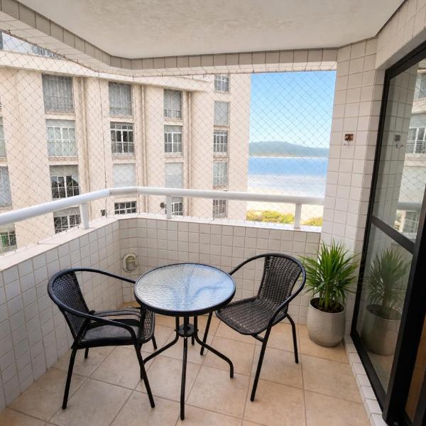 Flat em frente ao mar com piscina varanda e AC - Foto 5