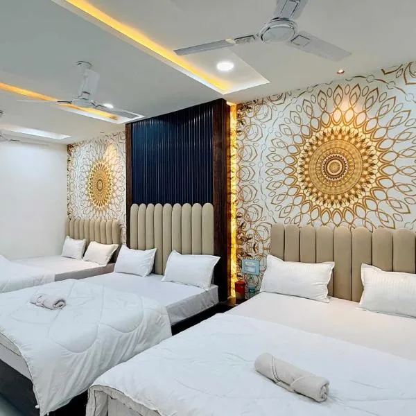 Viesnīca Hotel Om Mangalam Palace pilsētā Godarpura