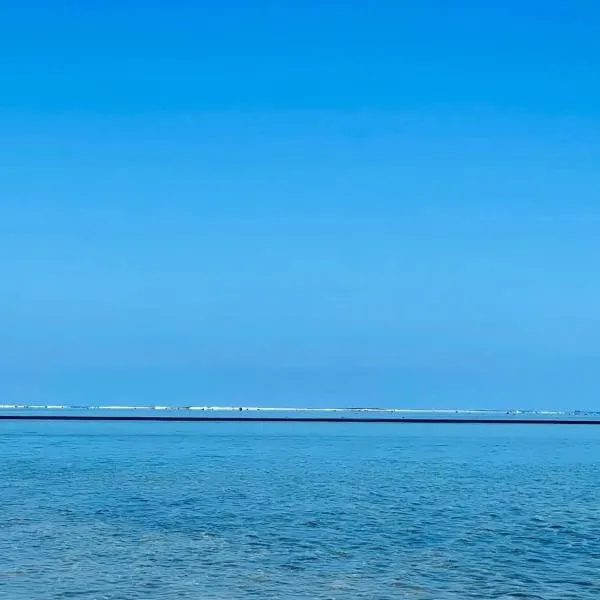 SeaSide HomeStay and Airport Shuttle, Hotel in Korotogo