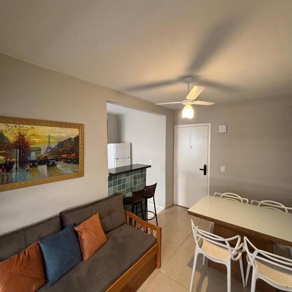 Apartamento aconchegante e bem localizado