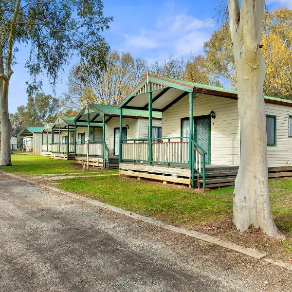 Howlong Caravan Park, hotelli kohteessa Howlong