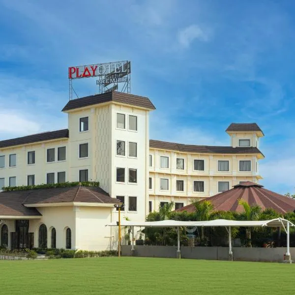 Playotel Premier, Ujjain, hotel v mestu Ujjain